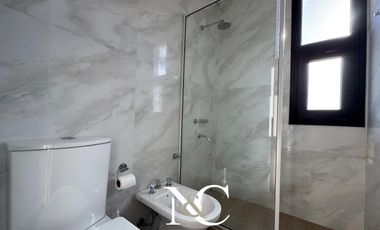 Casa en  venta en Costa Esmeralda vista al mar