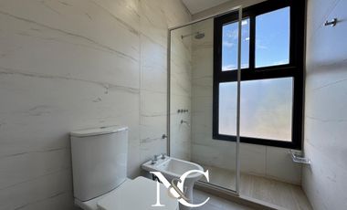 Casa en  venta en Costa Esmeralda vista al mar