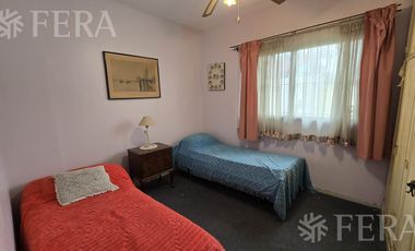 Venta casa de 4 ambientes con cochera y galeria en Barracas