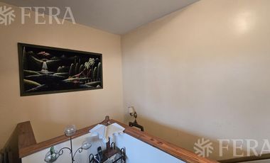 Venta casa de 4 ambientes con cochera y galeria en Barracas