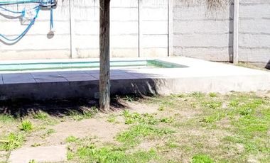 Casa en venta - 1 Dormitorio 1 Baño - Cochera - 330Mts2 - El Pato, Berazategui