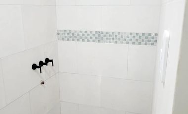 Casa en venta - 1 Dormitorio 1 Baño - Cochera - 330Mts2 - El Pato, Berazategui