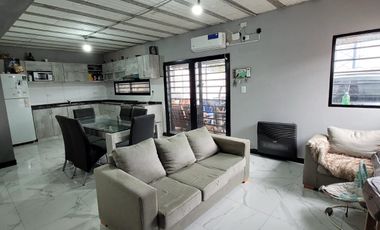 Casa en venta - 1 Dormitorio 1 Baño - Cochera - 330Mts2 - El Pato, Berazategui