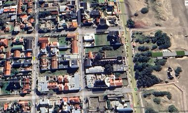 Dúplex en venta - 2 Dormitorios 2 Baños - Cochera - 89Mts2 - Mar de Ajó