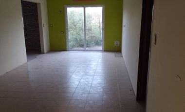 Dúplex en venta - 2 Dormitorios 2 Baños - Cochera - 89Mts2 - Mar de Ajó