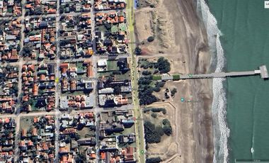 Dúplex en venta - 2 Dormitorios 2 Baños - Cochera - 89Mts2 - Mar de Ajó