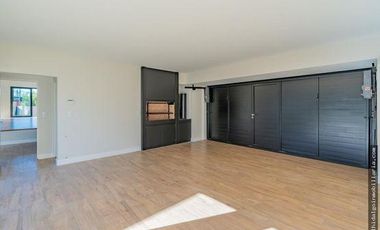 Casa A Estrenar En Pinos de Anchorena