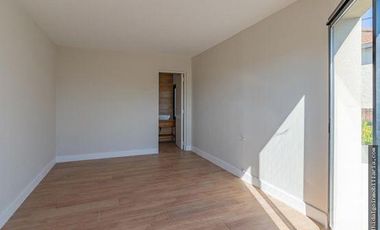 Casa A Estrenar En Pinos de Anchorena