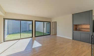 Casa A Estrenar En Pinos de Anchorena