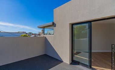 Casa A Estrenar En Pinos de Anchorena