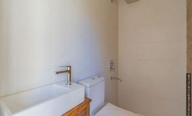 Casa A Estrenar En Pinos de Anchorena