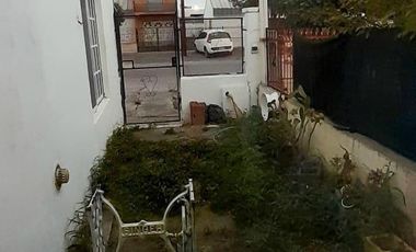 Casa en venta - 3 Dormitorios 1 Baño - Cochera - 200Mts2 - Rawson
