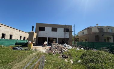 VENTA CASA EN SAN PABLO. TENEMOS VARIAS CASAS EN EL MISMO BARRIO