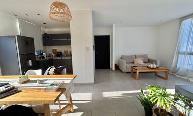 Departamento en Venta en Luzuriaga Maipú