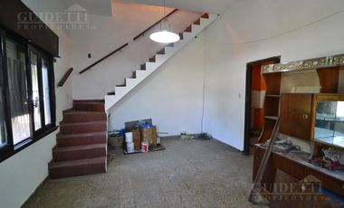 Venta PH de 4 ambientes  120 m² totales - Carapachay