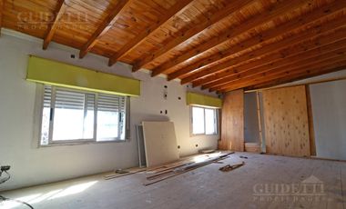 Venta PH de 4 ambientes  120 m² totales - Carapachay