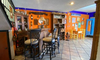 CASA EN VENTA EN LOMAS DE TARANGO