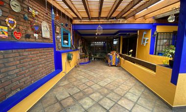 CASA EN VENTA EN LOMAS DE TARANGO