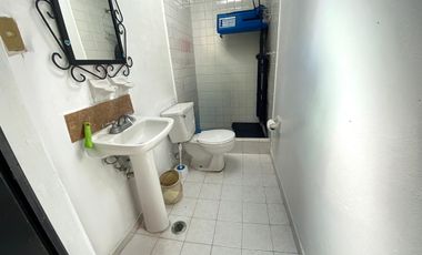 CASA EN VENTA EN LOMAS DE TARANGO