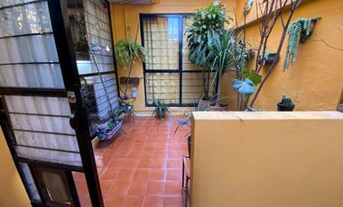 CASA EN VENTA EN LOMAS DE TARANGO