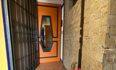 CASA EN VENTA EN LOMAS DE TARANGO