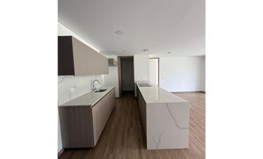 Arriendo Apto para estrenar con balcón, Sajonia Vía al Aeropuerto