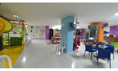 Local en Caldas- 2do piso- Central