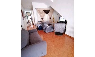 Venta Casa Medellín Manrique Central.