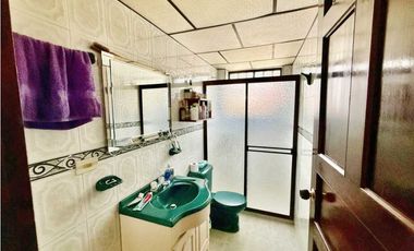 Venta Casa Medellín Manrique Central.