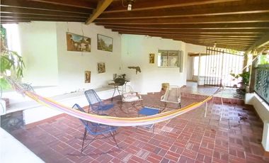 VENTA PERMUTA DE CASA CAMPESTRE PARA REMODELAR FLORIDABLANCA COD:1076