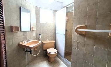 VENTA PERMUTA DE CASA CAMPESTRE PARA REMODELAR FLORIDABLANCA COD:1076