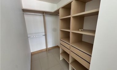 SE VENDE APARTAMENTO DE DOS ALCOBAS, SECTOR PLAYA SALGUERO