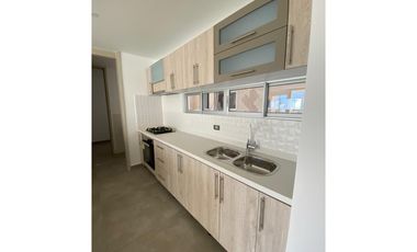 APARTAMENTO EN VENTA CENTRAL PARK PANCE CALI SUR 4PISO 2PARQ