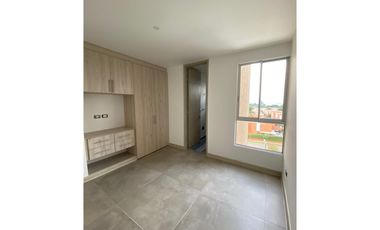 APARTAMENTO EN VENTA CENTRAL PARK PANCE CALI SUR 4PISO 2PARQ