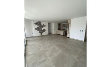 APARTAMENTO EN VENTA CENTRAL PARK PANCE CALI SUR 4PISO 2PARQ