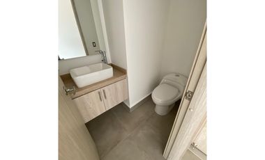 APARTAMENTO EN VENTA CENTRAL PARK PANCE CALI SUR 4PISO 2PARQ