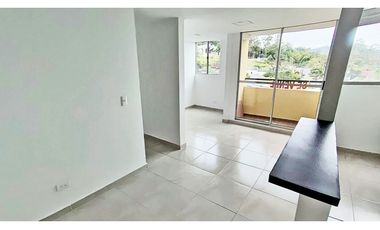 Vendo apto en La Estrella sector Comfama, piso medio con vista