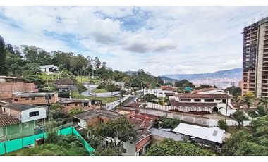 Vendo apto en La Estrella sector Comfama, piso medio con vista