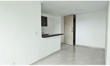 Vendo apto en La Estrella sector Comfama, piso medio con vista