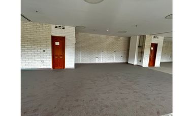 Local en renta en Caldas, sector la Variante