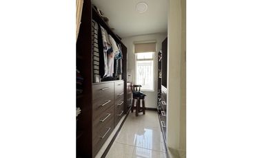 VENTA DE HERMOSA CASA BARRIO LA CASTELLANA ARMENIA