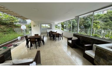 VENTA DE HERMOSA CASA BARRIO LA CASTELLANA ARMENIA