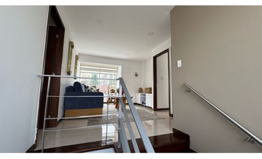 VENTA DE HERMOSA CASA BARRIO LA CASTELLANA ARMENIA