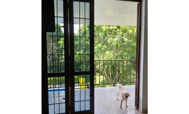 Venta Casa Campestre con Piscina en La Mesa- San Joaquin
