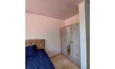 Venta Casa Campestre con Piscina en La Mesa- San Joaquin