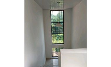 Venta Casa Campestre con Piscina en La Mesa- San Joaquin