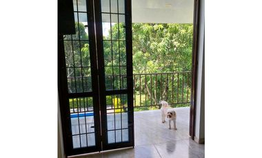 Venta Casa Campestre con Piscina en La Mesa- San Joaquin