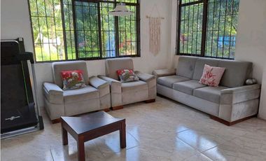 Venta Casa Campestre con Piscina en La Mesa- San Joaquin