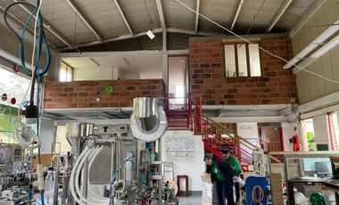 Bodegas en Copacabana