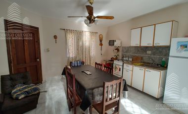 Dúplex  de 2 dormitorios c/ cochera en Costa Azul.